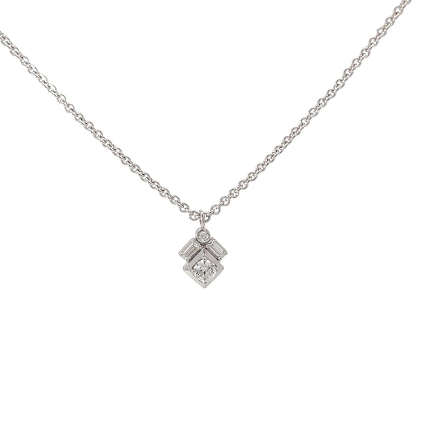 White Moderm Electrum Diamond Necklace