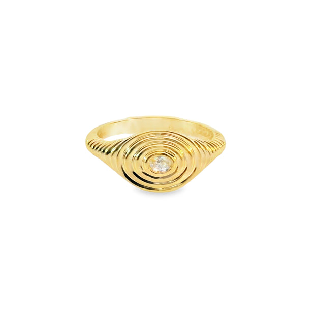 Ripple Texture Diamond Signet Ring