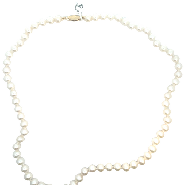 Single Strand Pearl Necklace