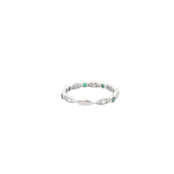 18 Karat White Gold Diamond and Emerald Ring