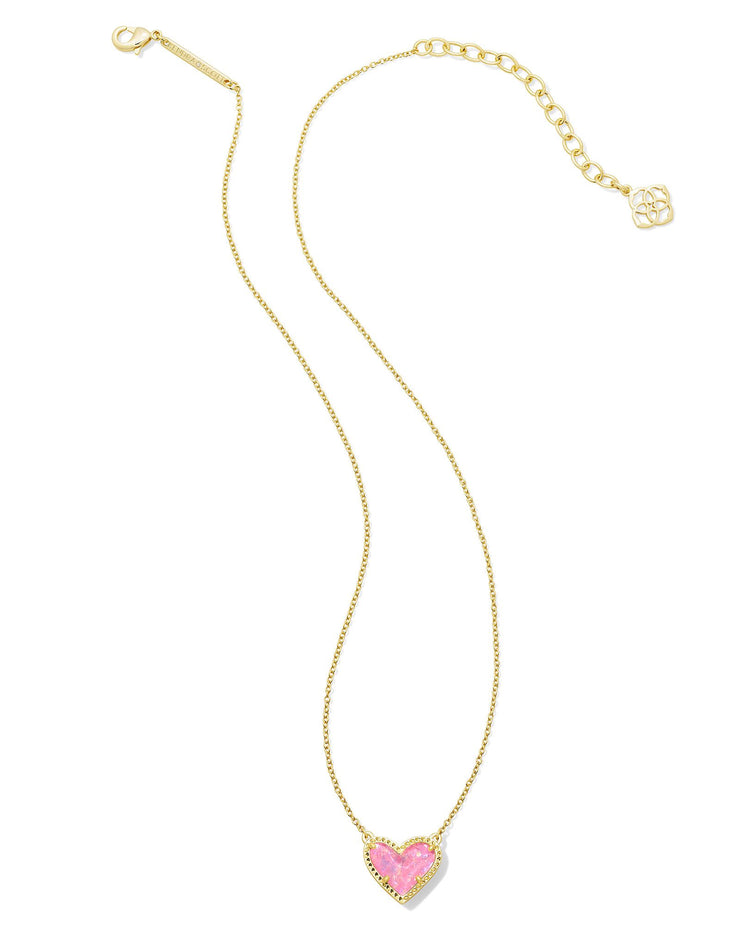Kendra Scott Ari Heart Short Pendant Necklace