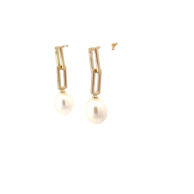 Pearl Earring