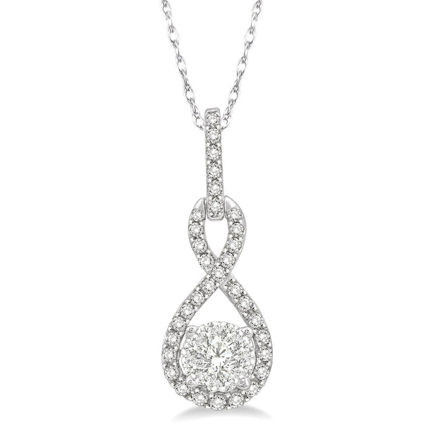 14k White Gold Diamond Pendant Necklace