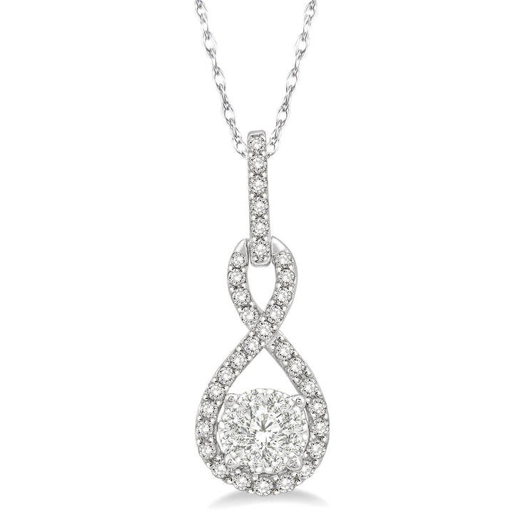 14k White Gold Diamond Pendant Necklace