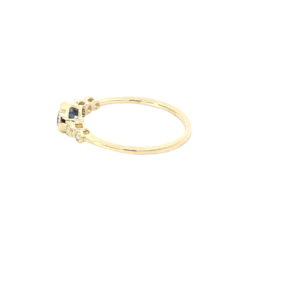 Yellow Gold Diamond Sapphire Ring