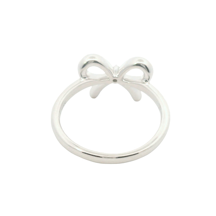 Bow Ring with Center Diamond