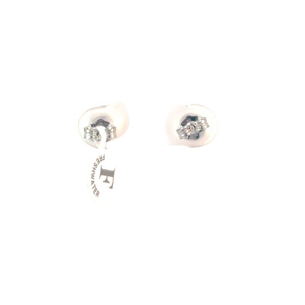 Pearl Earring