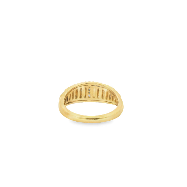 Ribbed Diamond Dome Ring