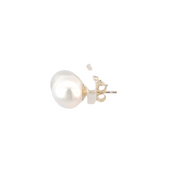 Pearl Earring
