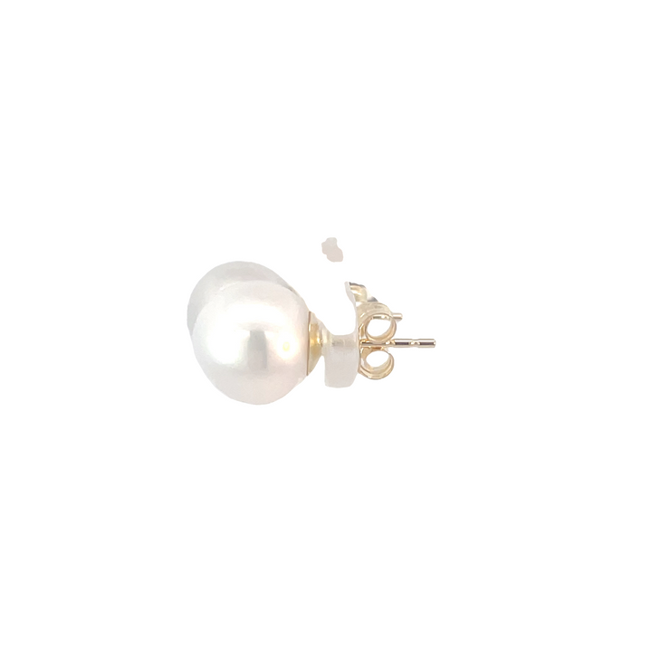 Pearl Earring
