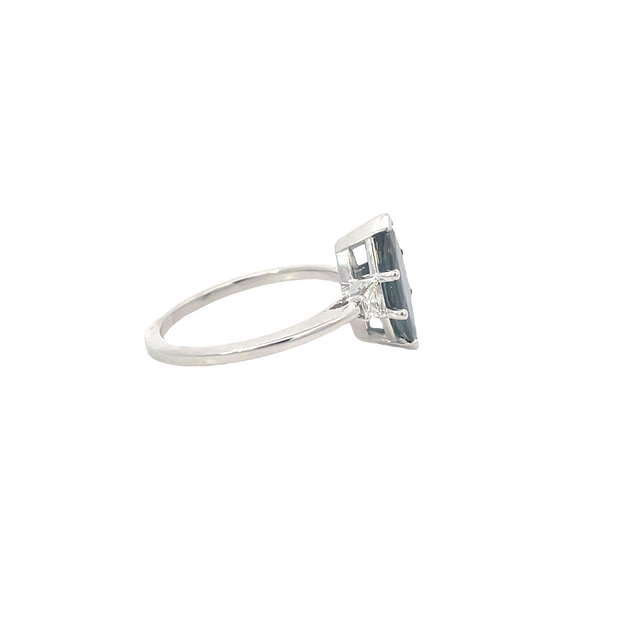 Diamonds Ring