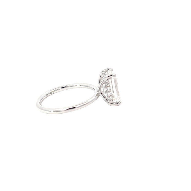 Lab Grown Diamond Engagement Ring