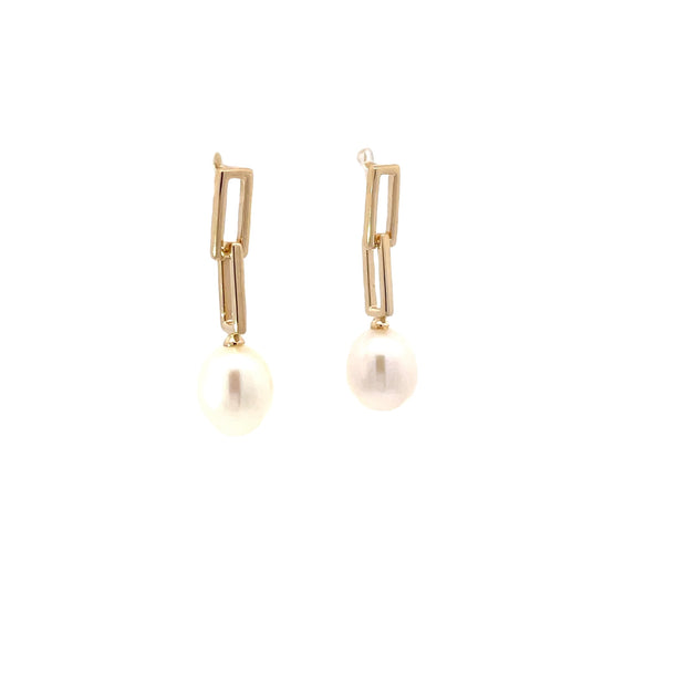 Pearl Earring