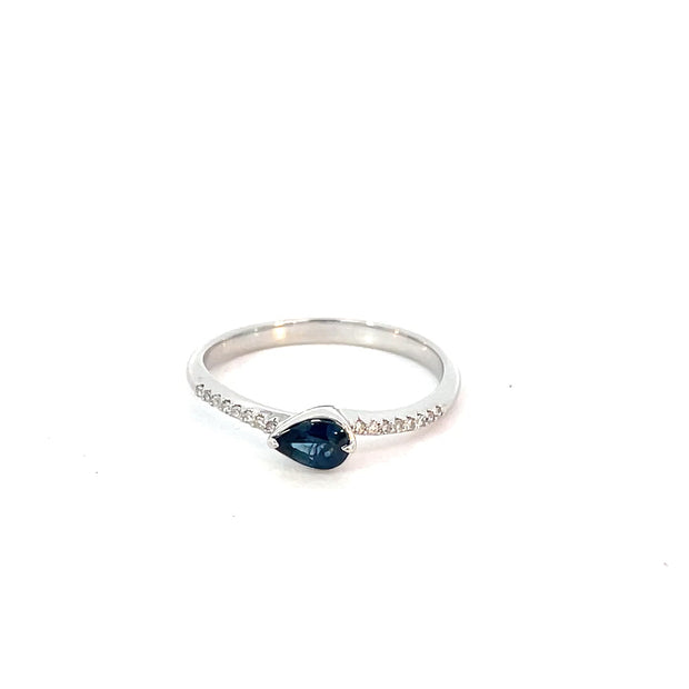 Sapphire Ring