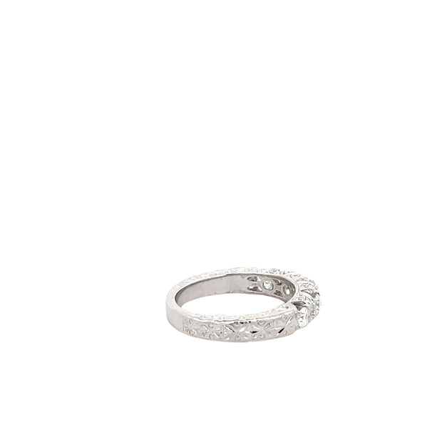 18 Karat White Gold Diamond Ring